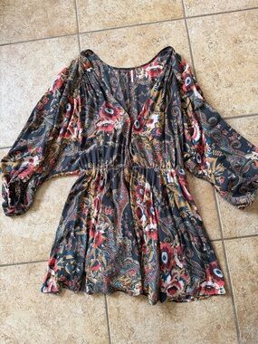 Free People Black Paisley Floral V-Neck Boho Tunic Dress
